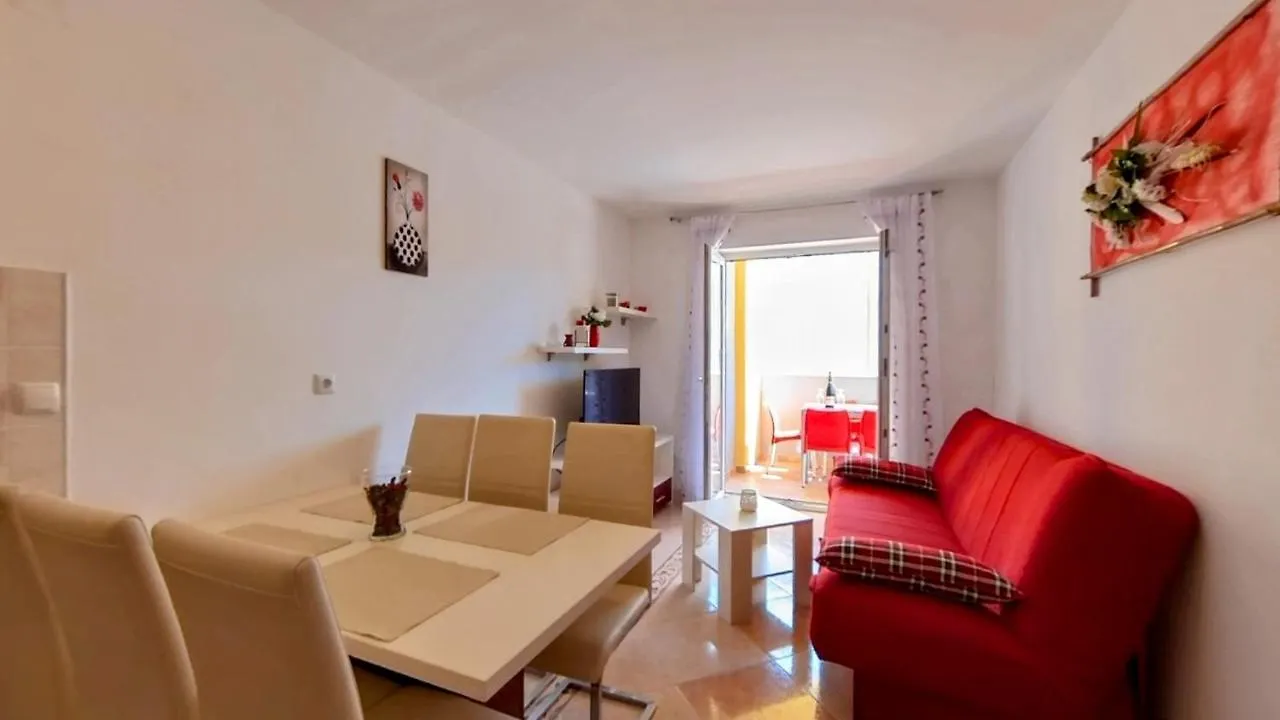 Apartments Dario Medulin