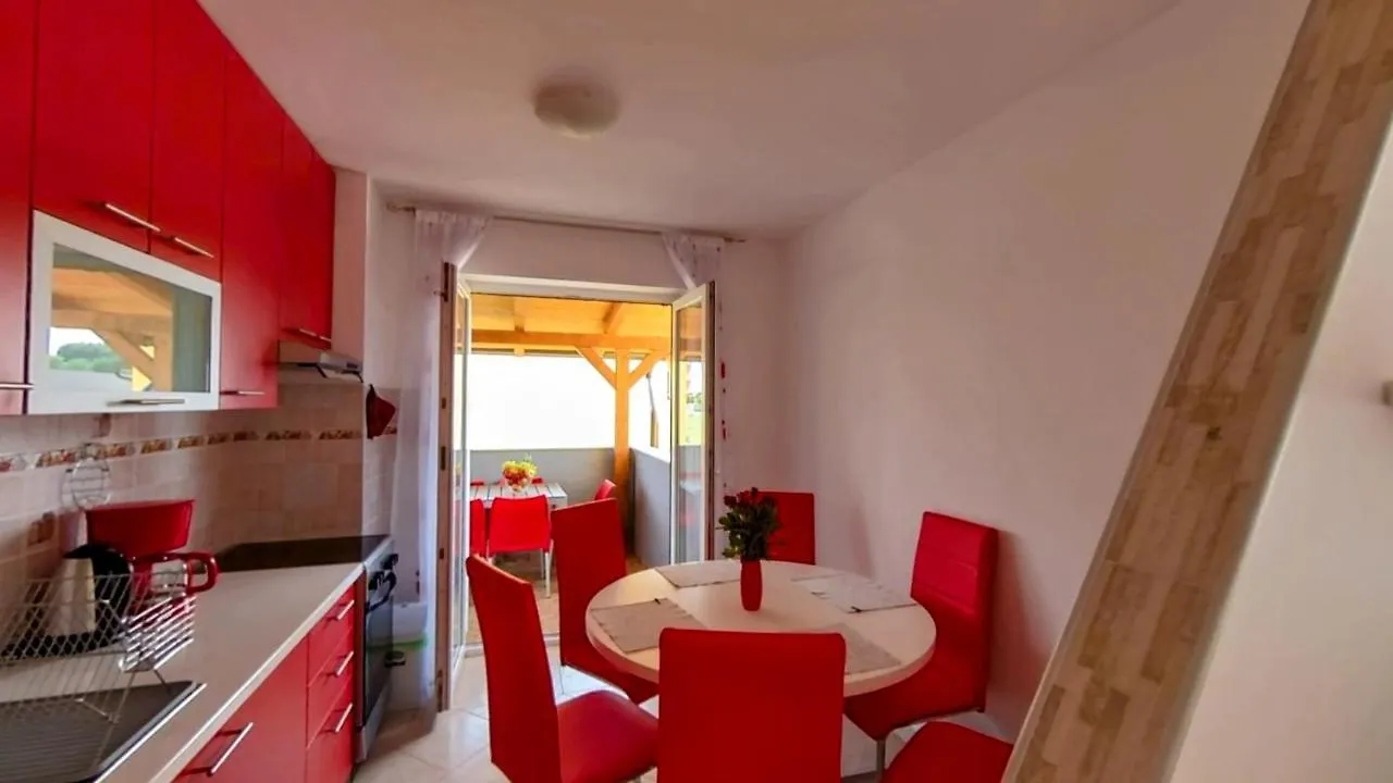 Apartments Dario Medulin